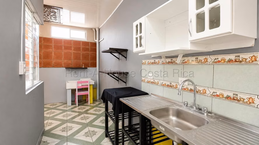 Casa en Venta en Condominio - Agua Caliente, Cartago