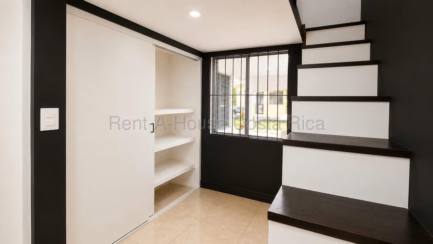 Casa en Venta en Condominio - Agua Caliente, Cartago