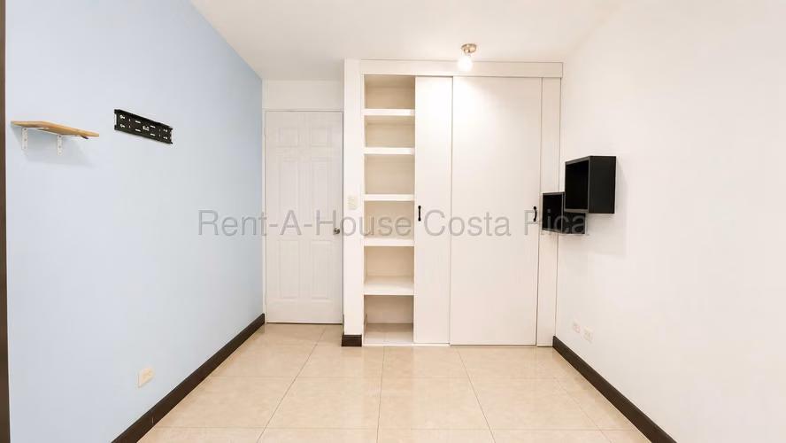 Casa en Venta en Condominio - Agua Caliente, Cartago