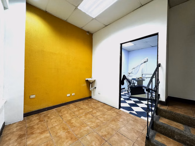 Edificio en Venta en el Centro de Tres Ríos | Excelente Ubicación Comercial lcsr - Imagen 11