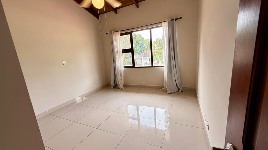 Alquiler Apartamento Heredia Belén Cariari | Condominio Vista al Golf | Piscina Privada - Imagen 12