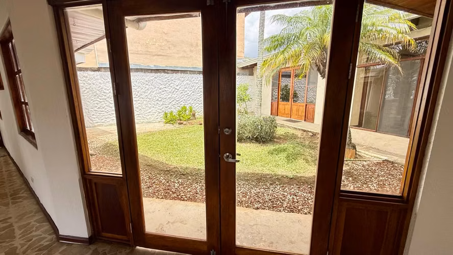Casa en alquiler en Heredia, Belén Los Arcos | Amplios espacios y jardín - Imagen 8
