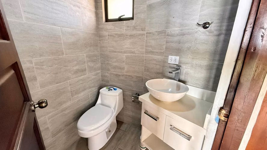 Casa en alquiler en Heredia, Belén Los Arcos | Amplios espacios y jardín - Imagen 16
