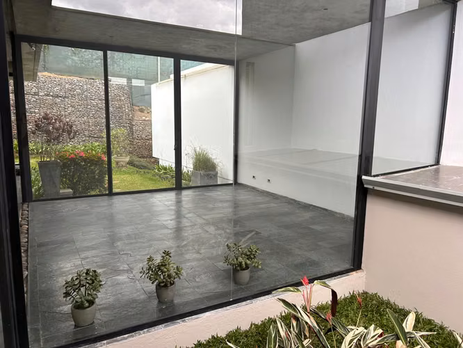 Bosques de Altamonte Maravillosa Casa Moderna #1157