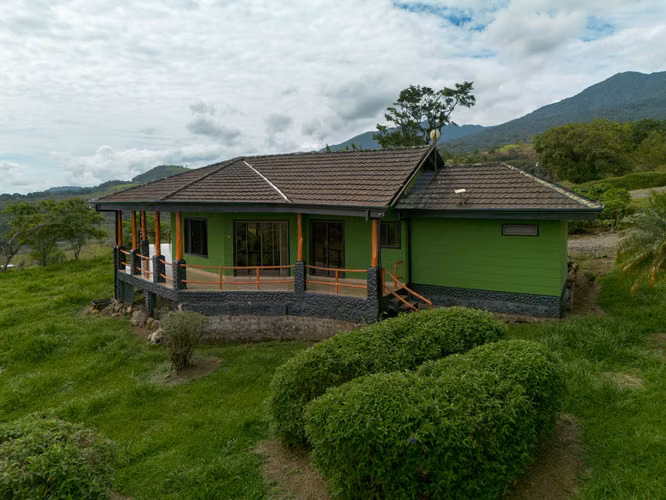 ESPECTACULAR CASA EN VENTA EN JCB RANCH, LA RESERVA, SAN CARLOS