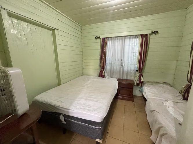 Propiedad en Venta en el Centro de Esparza | Ubicación Premium | Precio Negociable