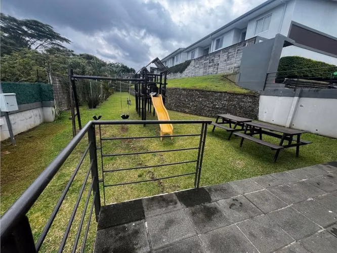 Alquiler apartamento en San Pablo de Heredia, condominio , amplio con piscina - Imagen 19