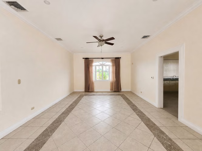 CIUDAD CARIARI, BELEN-HEREDIA - 3DOR/3.5BA - 400M2 - Imagen 2