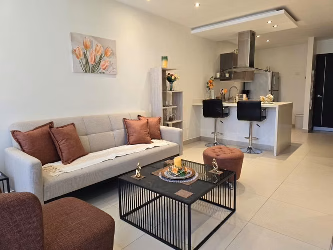 APARTAMENTO EN RIVER PARK SANTA ANA