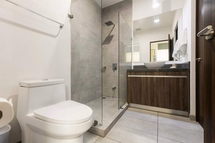 VENTA DE APARTAMENTO FULL AMUEBLADO CON PARQUEO BAJO TECHO - Imagen 12