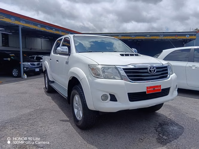 Toyota hilux