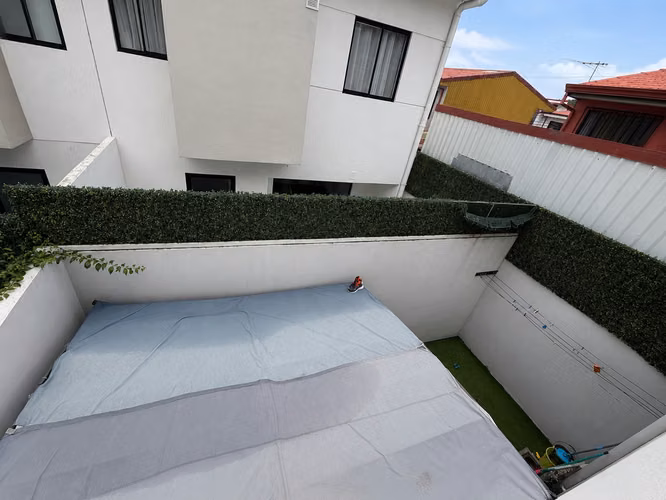 Casa Esquinera en Venta en Condominio Quinta 106 – Lagunilla, Heredia -03