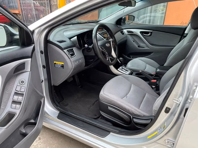 Hyundai elantra