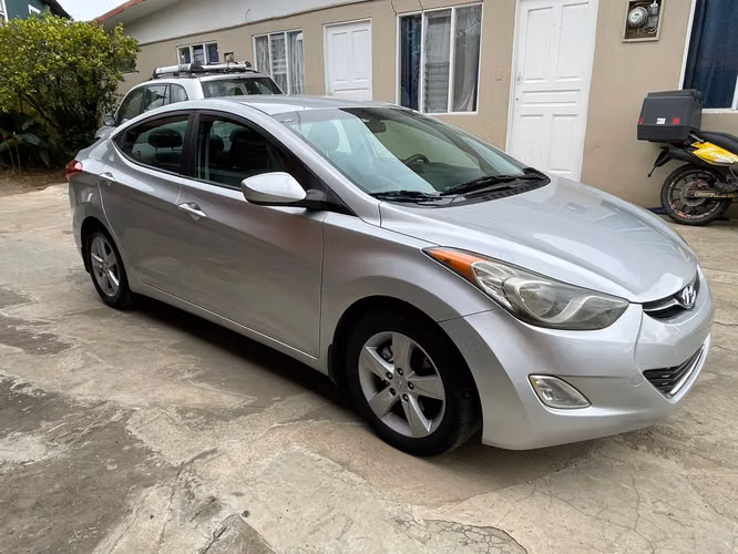Hyundai elantra