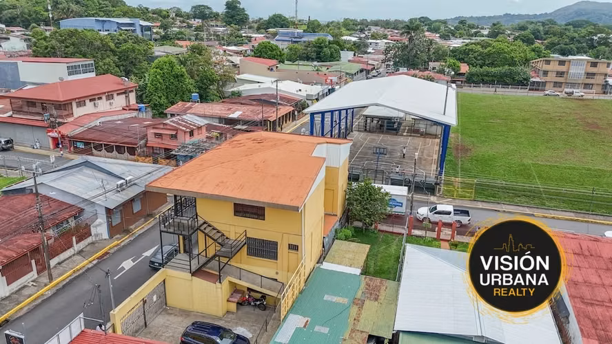 Edificio de 450m2 En Esparza Centro