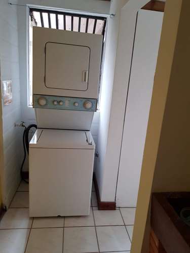 Alquiler de apartamento amueblado en Guayabos de Curridabat