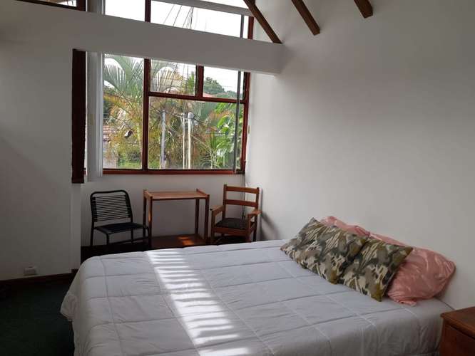 Alquiler de apartamento amueblado en Guayabos de Curridabat