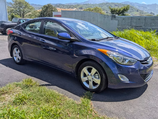 Hyundai elantra