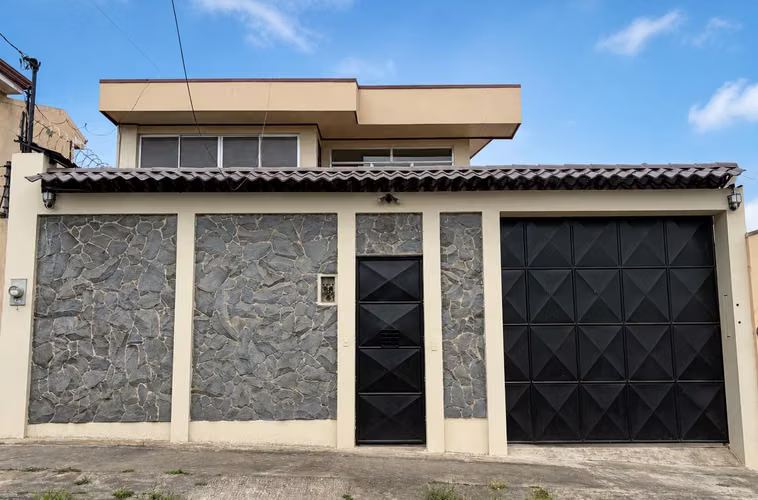 Sale of the ideal house for offices