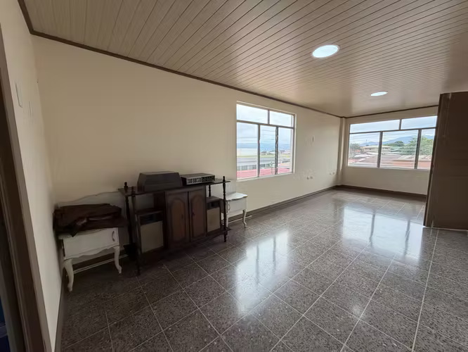 Venta de Casa Cartago - para vivienda, trabajo o uso mixto.