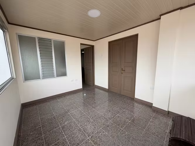 Venta de Casa Cartago - para vivienda, trabajo o uso mixto.