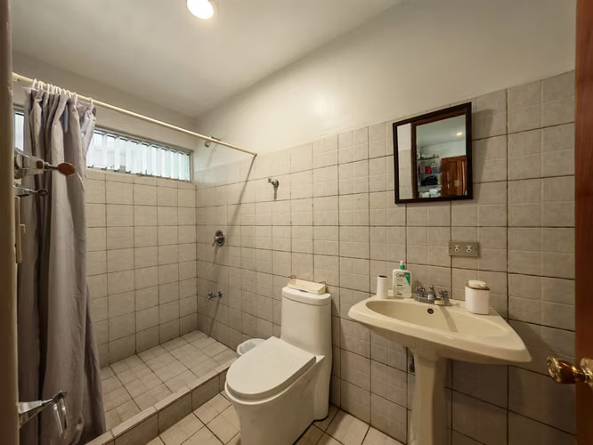 Casa en venta de un nivel, Belén centro,Heredia.