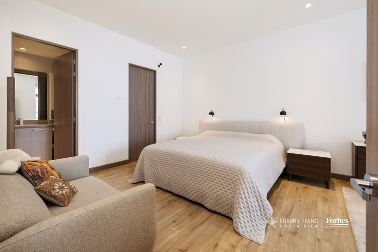 21453 - Apartamento Contemporáneo, 2 hab+servicio en venta, Cerro Alto - Imagen 15