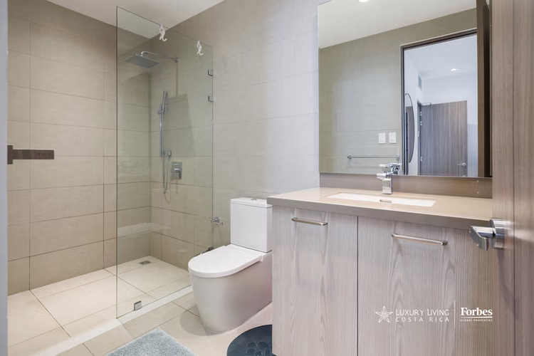 21453 - Apartamento Contemporáneo, 2 hab+servicio en venta, Cerro Alto - Imagen 18