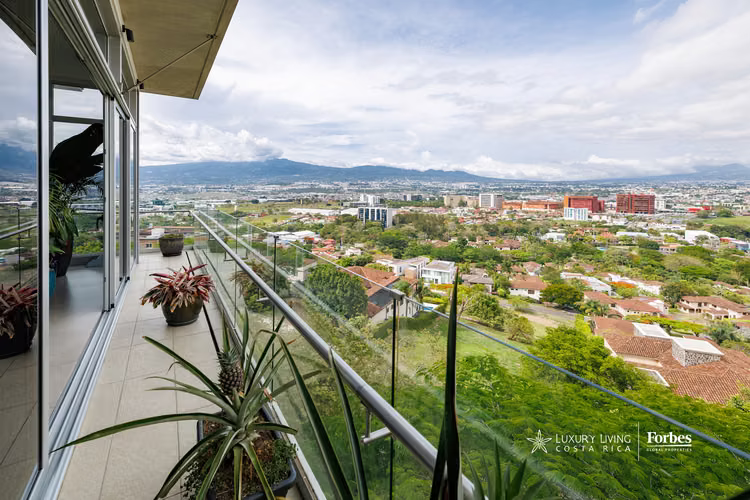 21453 - Apartamento Contemporáneo, 2 hab+servicio en venta, Cerro Alto - Imagen 9