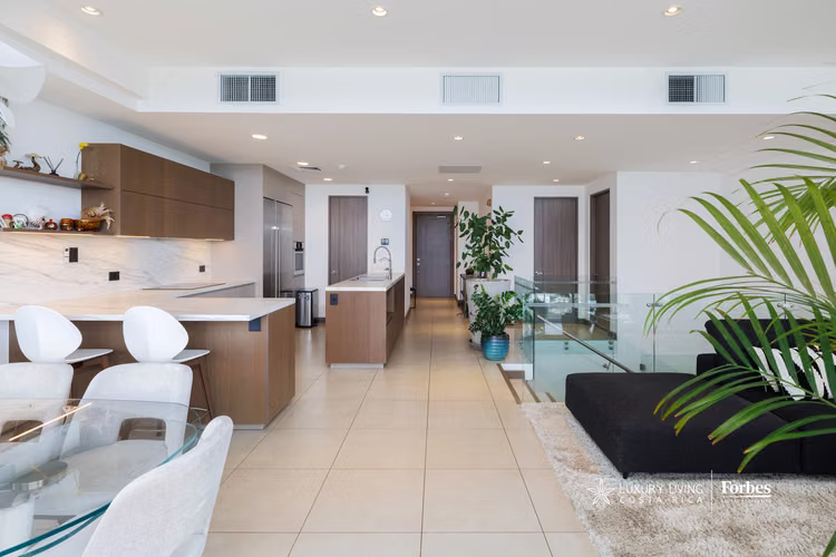 21453 - Apartamento Contemporáneo, 2 hab+servicio en venta, Cerro Alto - Imagen 4