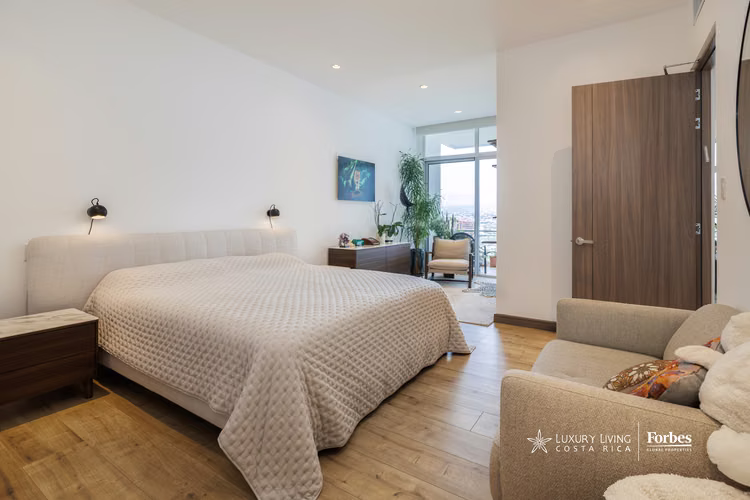 21453 - Apartamento Contemporáneo, 2 hab+servicio en venta, Cerro Alto - Imagen 17