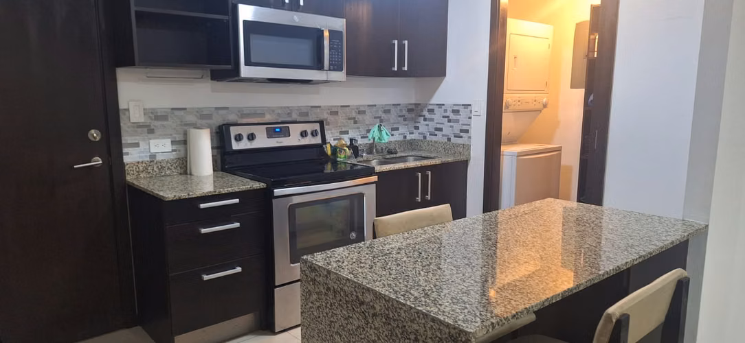 Se Vende Apartamento en primer piso con patio San Nicolas de Bari - Imagen 5