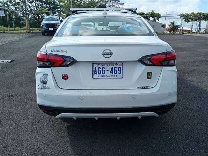NISSAN VERSA 2025 MANUAL GASOLINA BLANCO - Imagen 6