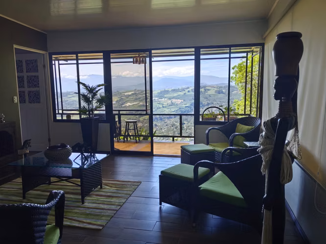 Venta de Quinta, Santa Cruz, Turrialba GBV-222