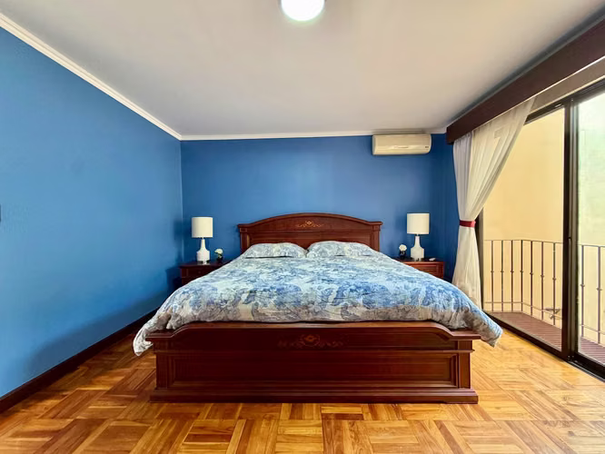 HERMOSA CASA AMUEBLADA EN CONDOMINIO EN LINDORA, SANTA ANA - Imagen 9