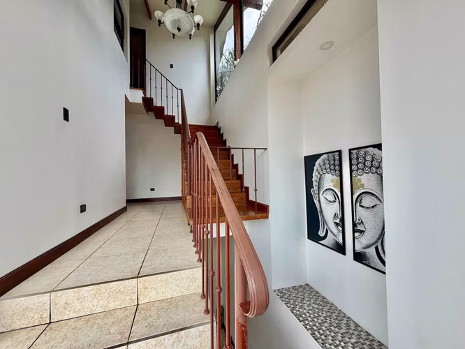 HERMOSA CASA AMUEBLADA EN CONDOMINIO EN LINDORA, SANTA ANA - Imagen 15