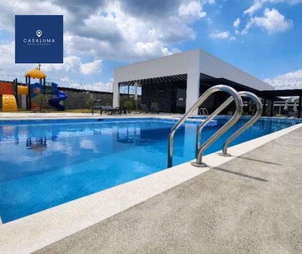 CASA EN SANTA ANA CON JARDÍN - Imagen 11