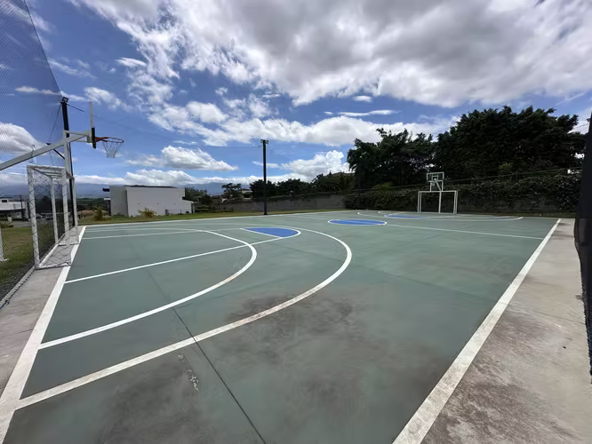 Lote de 617m2 en La Guacima - Imagen 17