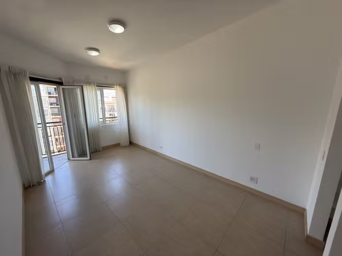 Se alquila apartamento con balcon y vista, en condominio Santa Verde Heredia. - Imagen 9
