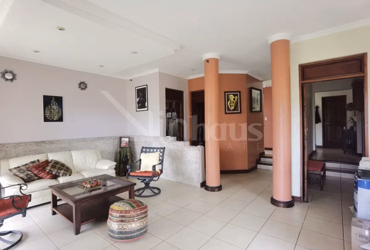 id 42954  Venta de casa en condominio - Curridabat - Imagen 2