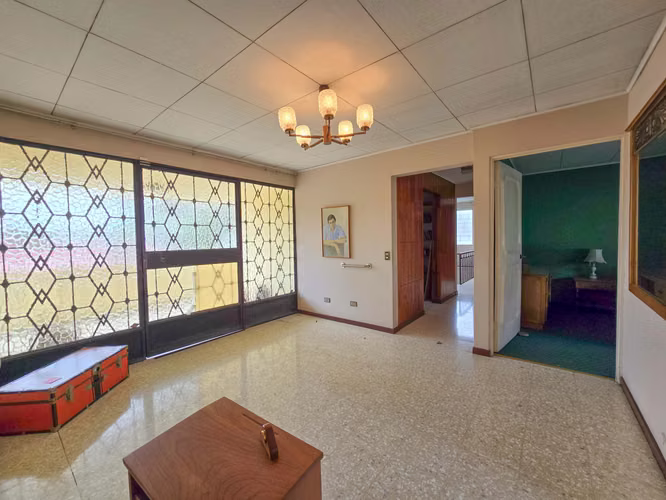 Casa Esquinera en Rohrmoser Nunciatura Ideal para Remodelar o Desarrollo de Apartamentos