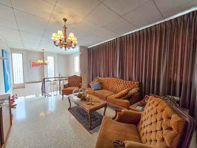 Casa Esquinera en Rohrmoser Nunciatura Ideal para Remodelar o Desarrollo de Apartamentos