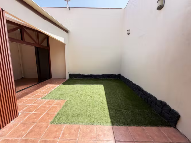 Se vende casa en Moravia (habitación en 1er piso) (FE)