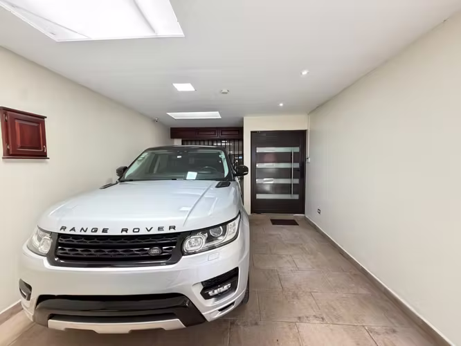 Se vende casa en Moravia (habitación en 1er piso) (FE)