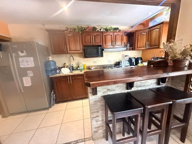 SE VENDE CASA SAN RAFAEL DE ALAJUELA - Imagen 4