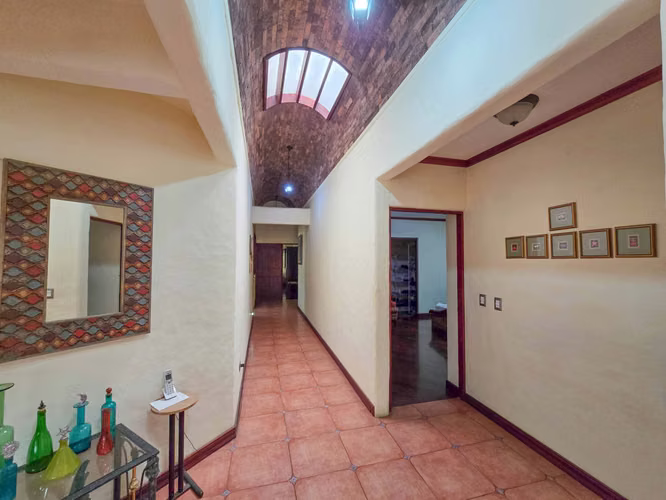 CONDOMINIO CERRO REAL ESCAZU! CASA DE UN NIVEL DE 500 M2 CON 1.151 M2 DE LOTE