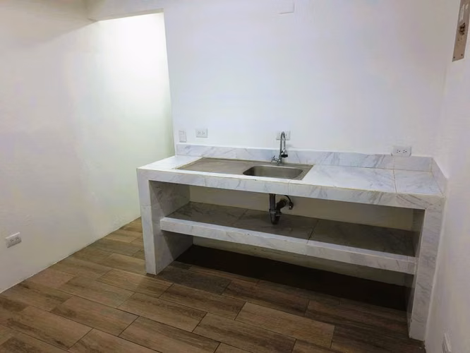 APARTAMENTO-HABITACIÓN EN PAVAS. SANTA FE.