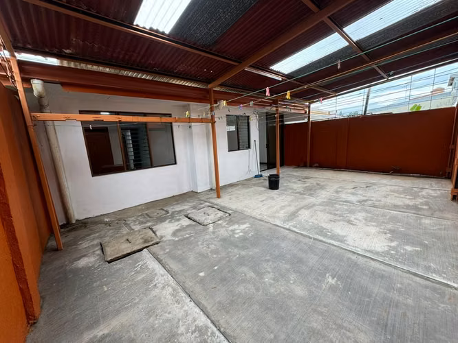 VENTA DE CASA EN RESIDENCIAL LISBOA, ALAJUELA - Imagen 11