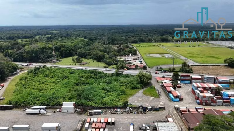 Venta de terreno industrial y comercial en Limón 2.2 Hectáreas ID 2019