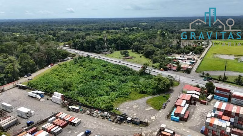 Venta de terreno industrial y comercial en Limón 2.2 Hectáreas ID 2019
